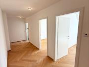 ERSTBEZUG Luxus pur! Große Dachgeschossmaisonette mit...
