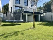 Erstbezug mit 5 Zimmern auf 3 Ebenen! 2 Badezimmer! U1...