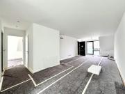 Erstbezug mit hofseitigem Balkon! Vollsanierte...