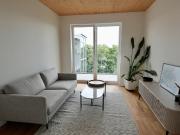 Erstbezug mit Möbel, Balkon und Einbauküche: 2 Raum...
