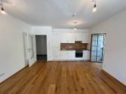 Erstbezug mit Terrasse und Personenaufzug: Moderne 2...