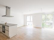 Erstbezug: Moderne Dachgeschosswohnung mit Balkon in...