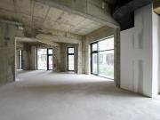 Erstbezug | Moderne Gewerbefläche mit hoher Sichtbarkeit...