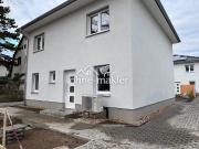 Erstbezug: moderne Stadtvilla mit geh. Innenausstattung...