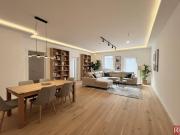 Erstbezug moderne Wohnung mit großzügigem Innenhof