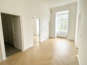 Erstbezug nach Sanierung 2 Zimmer Wohnung in zentraler...