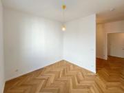 Erstbezug nach Sanierung: 4 Zimmer Wohnung nähe...