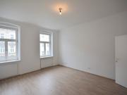 Erstbezug nach Sanierung | Altbaubüro mit Stil