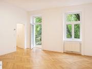 Erstbezug nach Sanierung: City Apartment mit Balkon