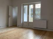 Erstbezug nach Sanierung Einziehen fertig los