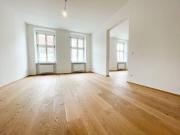 ERSTBEZUG NACH SANIERUNG: geräumige 2 Zimmerwohnung Nähe...