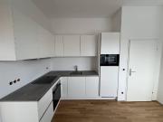 ERSTBEZUG NACH SANIERUNG: Helle klimatisierte...