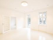 Erstbezug nach Sanierung: Hochwertige 3 Zimmer Wohnung...