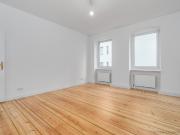 Erstbezug nach Sanierung: Moderne 4 Zimmer Altbauwohnung...