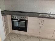 ERSTBEZUG nach Sanierung + neue Einbauküche ERSTBEZUG nach Sanierung + neue Einbauküche