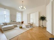 ERSTBEZUG NACH SANIERUNG REPRÄSENTATIVER STILALTBAU...