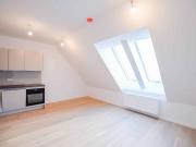 Erstbezug nach Sanierung: Schöne 2 Zimmer Wohnung mit...