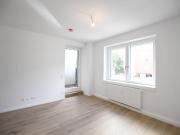 Erstbezug nach Sanierung: Schöne 2 Zimmer Wohnung nahe...