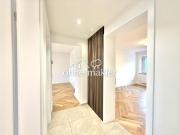 Erstbezug nach Sanierung: Stilvolle 2,5 Zi. Wohnung im...