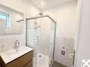 Erstbezug nach Sanierung Stilvolle und helle 3 Zimmer...