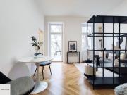 Erstbezug nach Sanierung: Studio Apartment mit Balkon im...