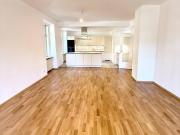 Alles Neu! Herrliche 4 Zimmer Wohnung mit...