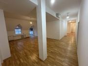 Erstbezug nach Umbau: Moderne 6 Zimmer Wohnung mit Klima...