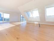 ERSTBEZUG: PENTHOUSE MIT 85 m² TERRASSE UND TRAUMHAFTEN...