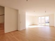 Erstbezug Reihenhaus 5 Zimmer | Parken | Garten | PV Anlage