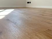 ERSTBEZUG: SANIERTE 2 RAUM DG WOHNUNG MIT BALKON &...