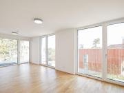 Erstbezug: Schöne 3 Zimmer Wohnung mit Balkon