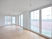Erstbezug: Schöne 3 Zimmer Wohnung mit Balkon