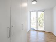 Erstbezug: Schöne 3 Zimmer Wohnung mit Balkon