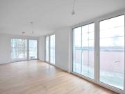 Erstbezug: Schöne 3 Zimmer Wohnung mit Balkon