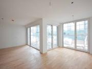 Erstbezug: Schöne 3 Zimmer Wohnung mit Balkon