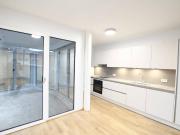 Erstbezug: Schöner 3 Zimmer Neubau mit Terrasse und Garten