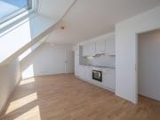 Erstbezug: Sonnige, klimatisierte Zwei Zimmer...
