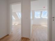 Erstbezug: Sonnige, klimatisierte Zwei Zimmer...