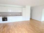 ERSTBEZUG Terrassenwohnung mit besonderem Grundriss in...