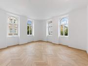 ERSTBEZUG ! Topsanierte 2 Zimmer / Altbau / hochwertige...