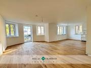 ERSTBEZUG: Traumhafte Wohnung mit Küche, Sauna und Garten