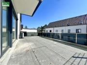 Erstbezug, Ziegelmassiv Bauweise, 3 Schichtverglasung,...