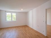 Erstbezug. Zwei Zimmer Wohnung mit Balkon sofort...