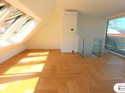 DG Maisonette mit Garagenplatz im Haus modernste Technik...
