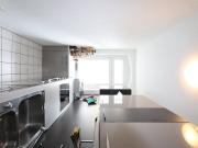 ERSTKLASSIG mit EINBAUKÜCHE & MÖBLIERT am SCHLOßTEICH