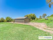 Escape to Peace & Space Your Quiet Out of Town Retreat...