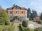 Esclusiva villa di 1000 mq in vendita Via Benvenuto...