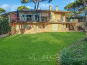 Esclusiva villa di 260 mq in vendita Loc. Roccamare,...