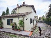 Esclusiva villa di 273 mq in vendita Via Lino...