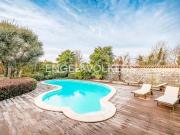 Esclusiva villa di 280 mq in vendita Via Filippo...